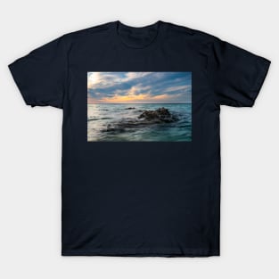 The Rocks, Anthony's Nose, Dromana, Mornington Peninsula, Victoria, Australia T-Shirt